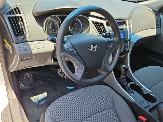 2013 Hyundai Sonata GLS 10