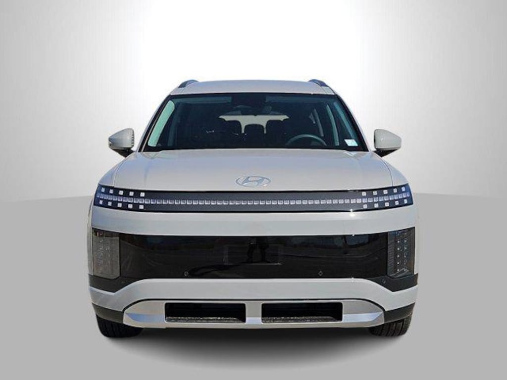 New 2026 Hyundai IONIQ 9 SE SUV