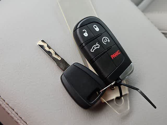 Thumbnail: 2022 Jeep Wrangler - 35