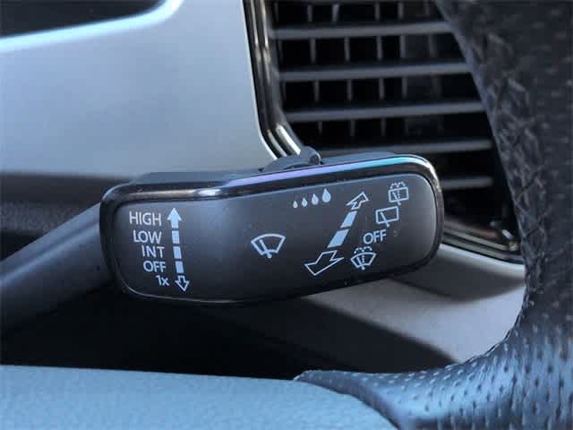 Thumbnail: 2021 Volkswagen Atlas - 28