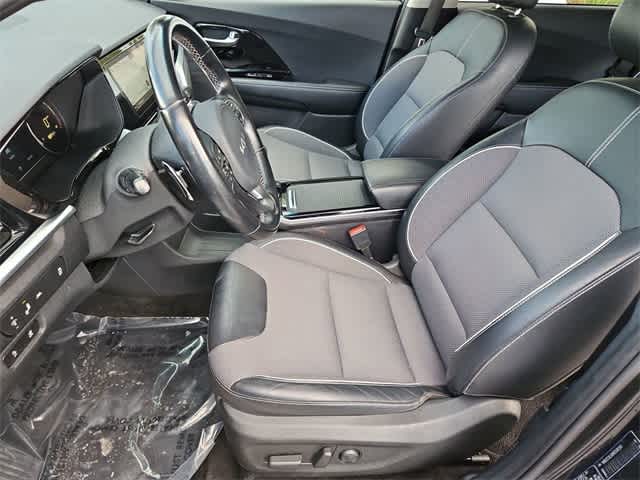 Thumbnail: 2022 Kia Niro - 17