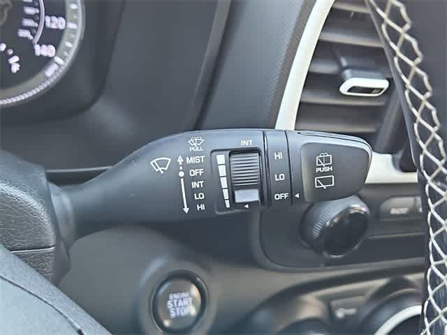 Thumbnail: 2022 Hyundai Venue - 24