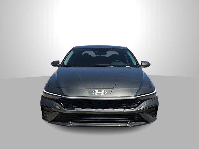 Thumbnail: 2026 Hyundai Elantra - 3