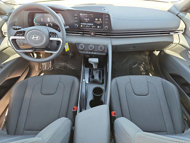 Thumbnail: 2026 Hyundai Elantra - 15