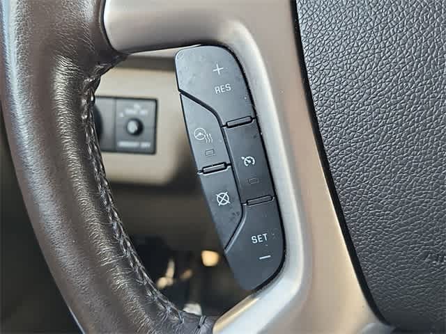 Thumbnail: 2015 GMC Acadia - 26