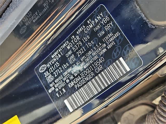 Thumbnail: 2016 Hyundai Genesis - 37