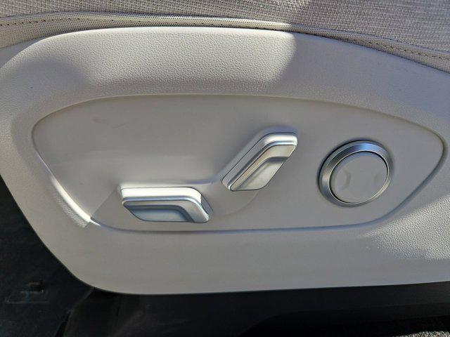 Thumbnail: 2026 Hyundai Ioniq - 17