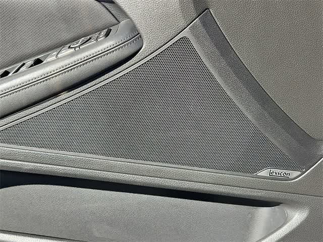 Thumbnail: 2016 Hyundai Genesis - 31