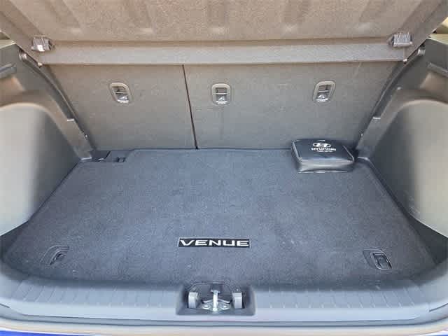 Thumbnail: 2023 Hyundai Venue - 33