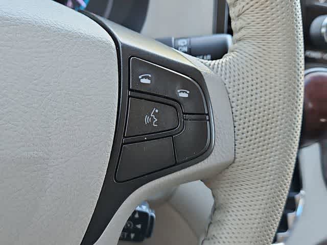 Thumbnail: 2012 Toyota Sienna - 26