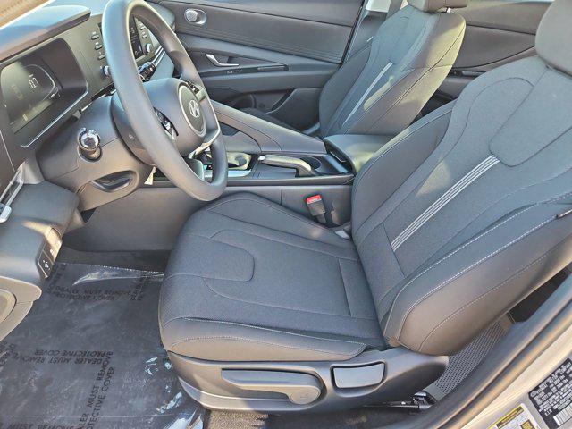 Thumbnail: 2026 Hyundai Elantra - 16