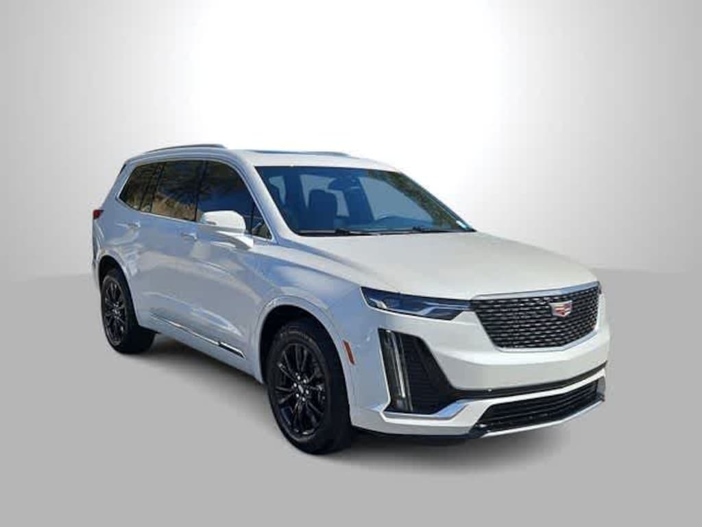 Used 2025 CADILLAC XT6 Luxury SUV