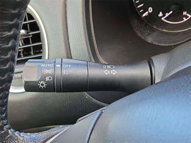 Thumbnail: 2013 Nissan Pathfinder - 27