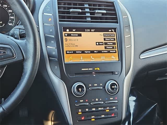 Thumbnail: 2019 Lincoln MKC - 27