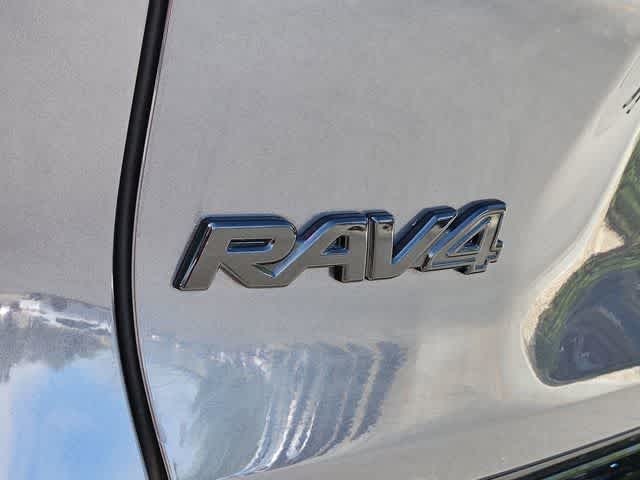 Thumbnail: 2025 Toyota RAV4 - 12