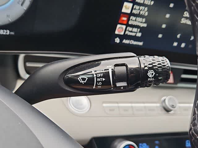 Thumbnail: 2023 Hyundai Elantra - 26