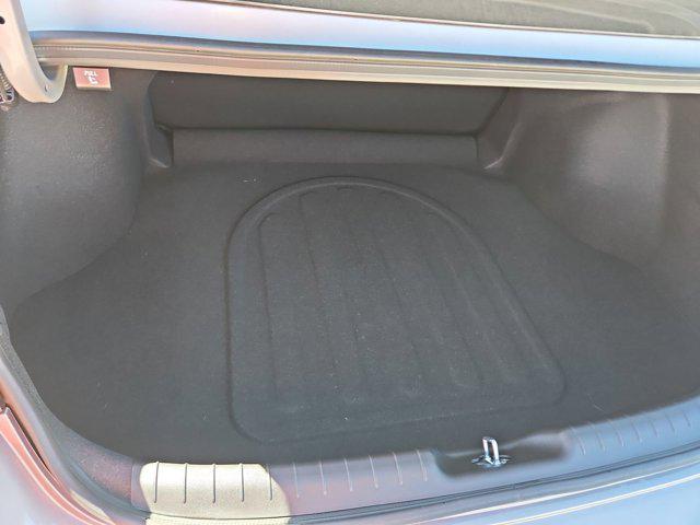 Thumbnail: 2025 Hyundai Elantra - 32