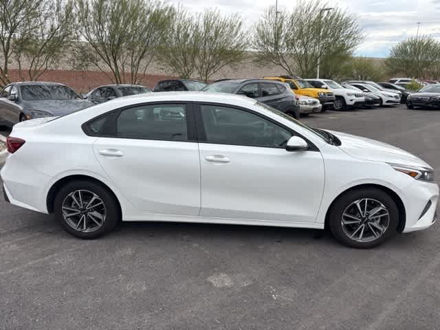 Thumbnail: 2023 Kia Forte - 7