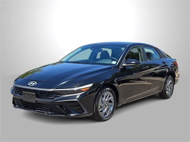 Thumbnail: 2024 Hyundai Elantra - 4