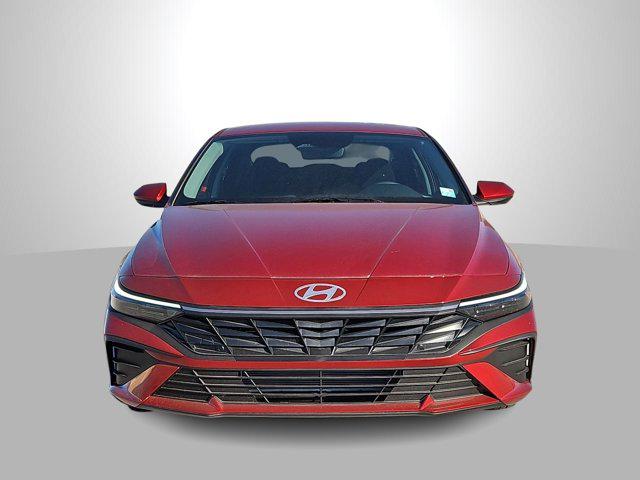 Thumbnail: 2025 Hyundai Elantra - 3