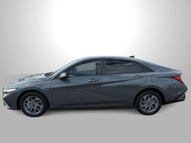 Thumbnail: 2026 Hyundai Elantra - 5