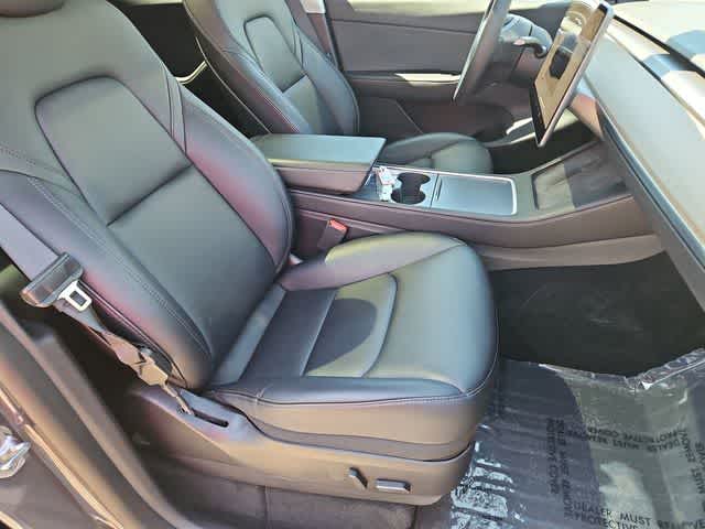 Thumbnail: 2022 Tesla Model Y - 22