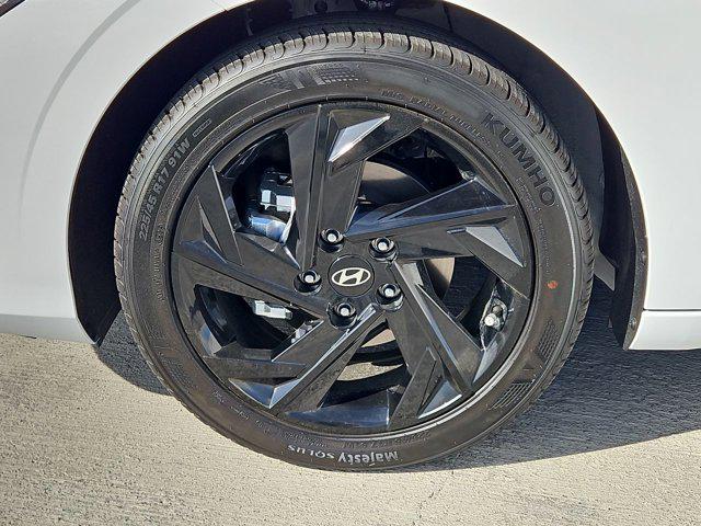 Thumbnail: 2026 Hyundai Elantra - 13