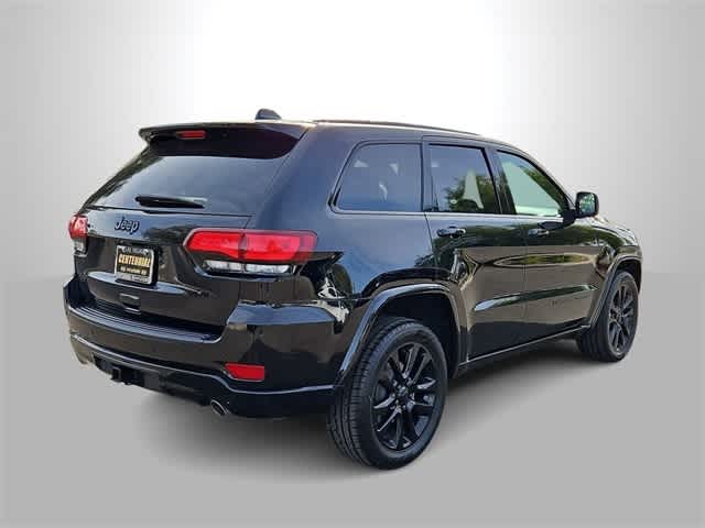 Thumbnail: 2020 Jeep Grand Cherokee - 8