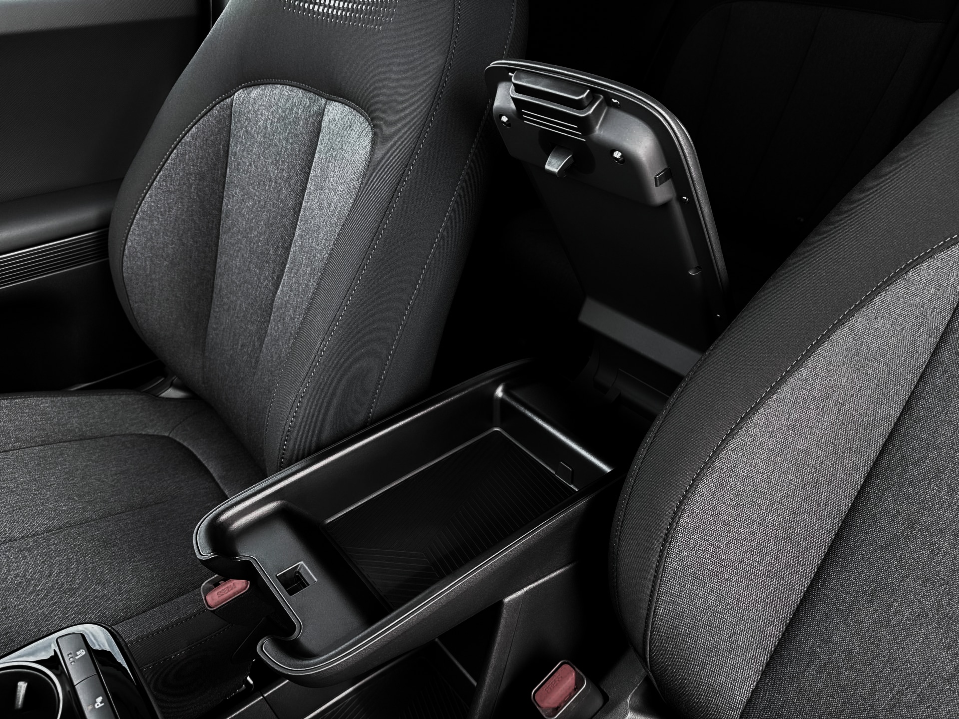 Thumbnail: 2025 Hyundai Ioniq 5 - 18