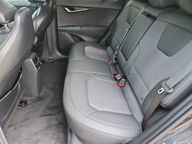 Thumbnail: 2025 Kia Niro - 19