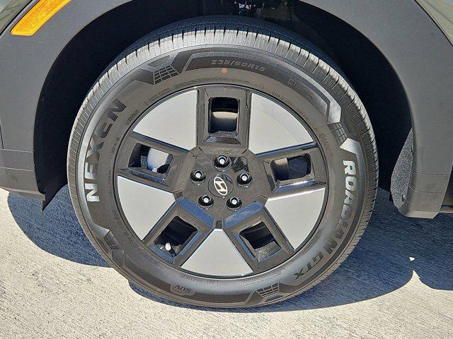 Thumbnail: 2026 Hyundai Santa Fe - 13