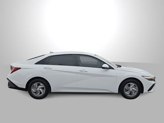 Thumbnail: 2025 Hyundai Elantra - 9