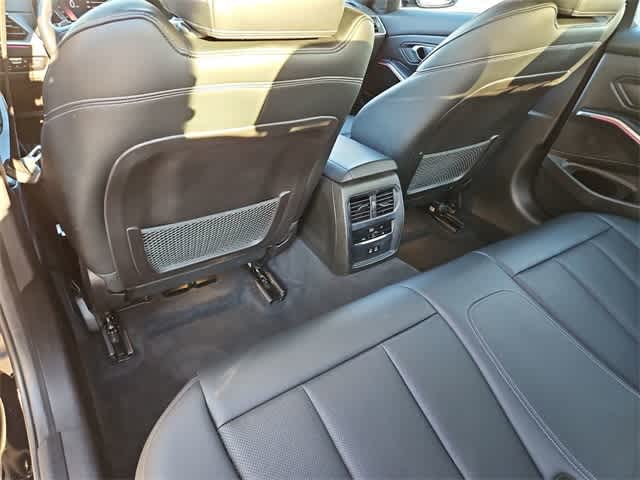 Thumbnail: 2023 BMW 3 Series - 18