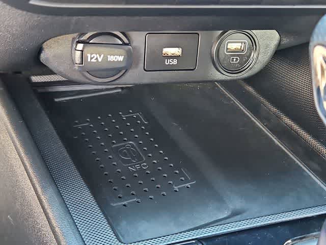 Thumbnail: 2022 Hyundai Elantra - 30