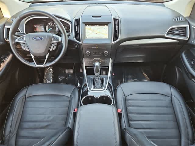 Thumbnail: 2016 Ford Edge - 15