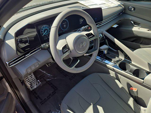 Thumbnail: 2025 Hyundai Elantra - 10