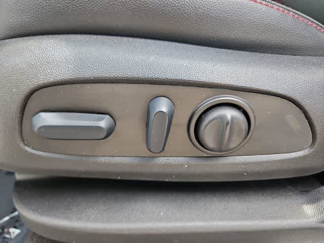 Thumbnail: 2023 Chevrolet Equinox - 17