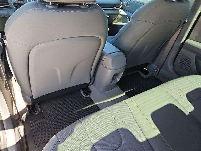 Thumbnail: 2026 Hyundai Elantra - 17