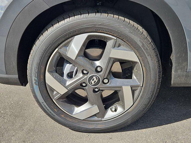 Thumbnail: 2025 Hyundai Venue - 13