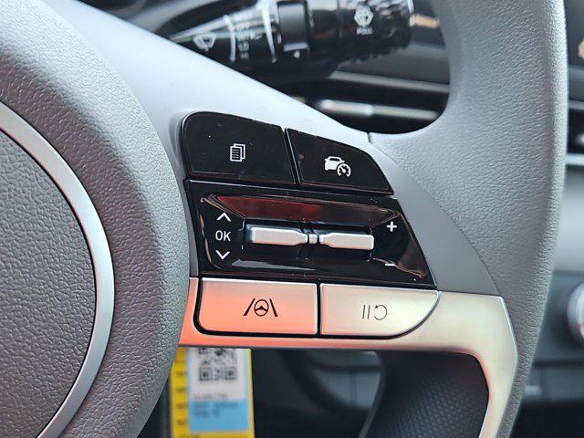 Thumbnail: 2025 Hyundai Elantra - 23