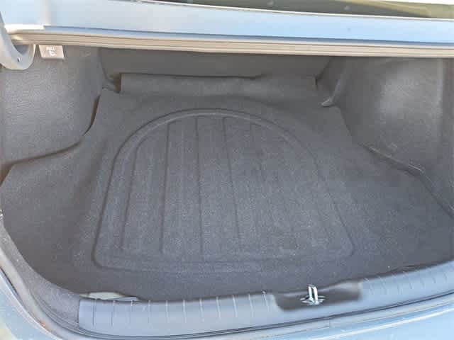 Thumbnail: 2023 Hyundai Elantra - 31