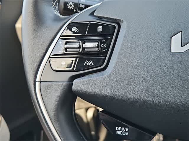 Thumbnail: 2023 Kia EV6 - 24