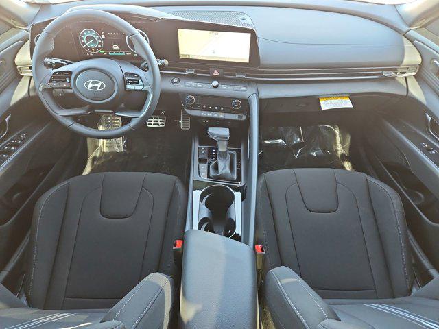 Thumbnail: 2025 Hyundai Elantra - 15