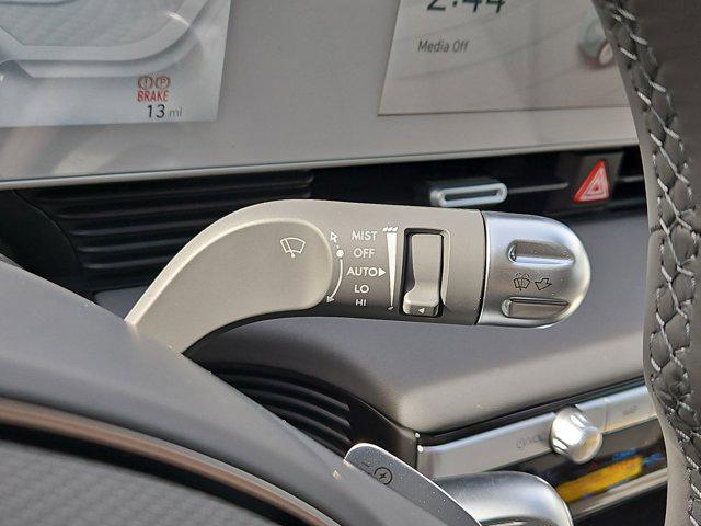Thumbnail: 2024 Hyundai Ioniq 5 - 26