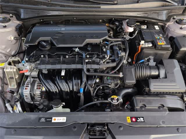 Thumbnail: 2023 Hyundai Elantra - 15