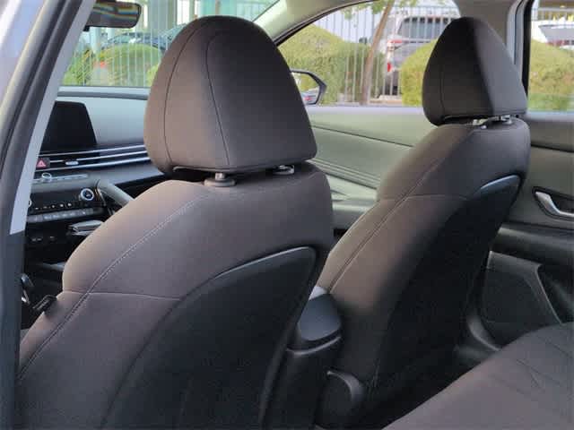 Thumbnail: 2023 Hyundai Elantra - 19