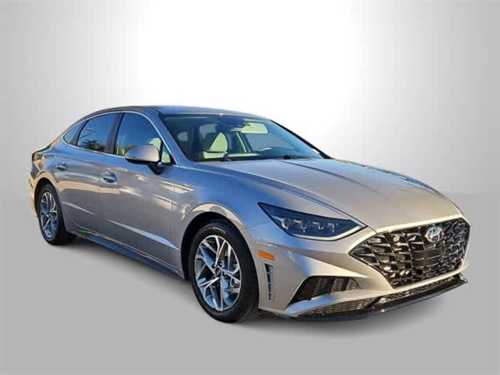 Used 2023 Hyundai Sonata SEL Sedan