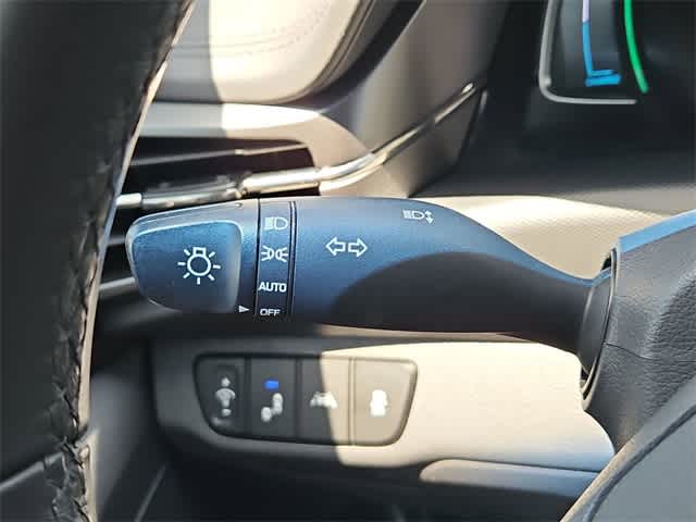 Thumbnail: 2020 Hyundai Ioniq - 26
