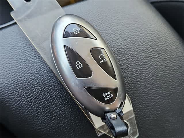 Thumbnail: 2024 Hyundai Elantra - 33
