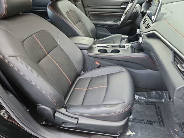 Thumbnail: 2022 Nissan Altima - 21